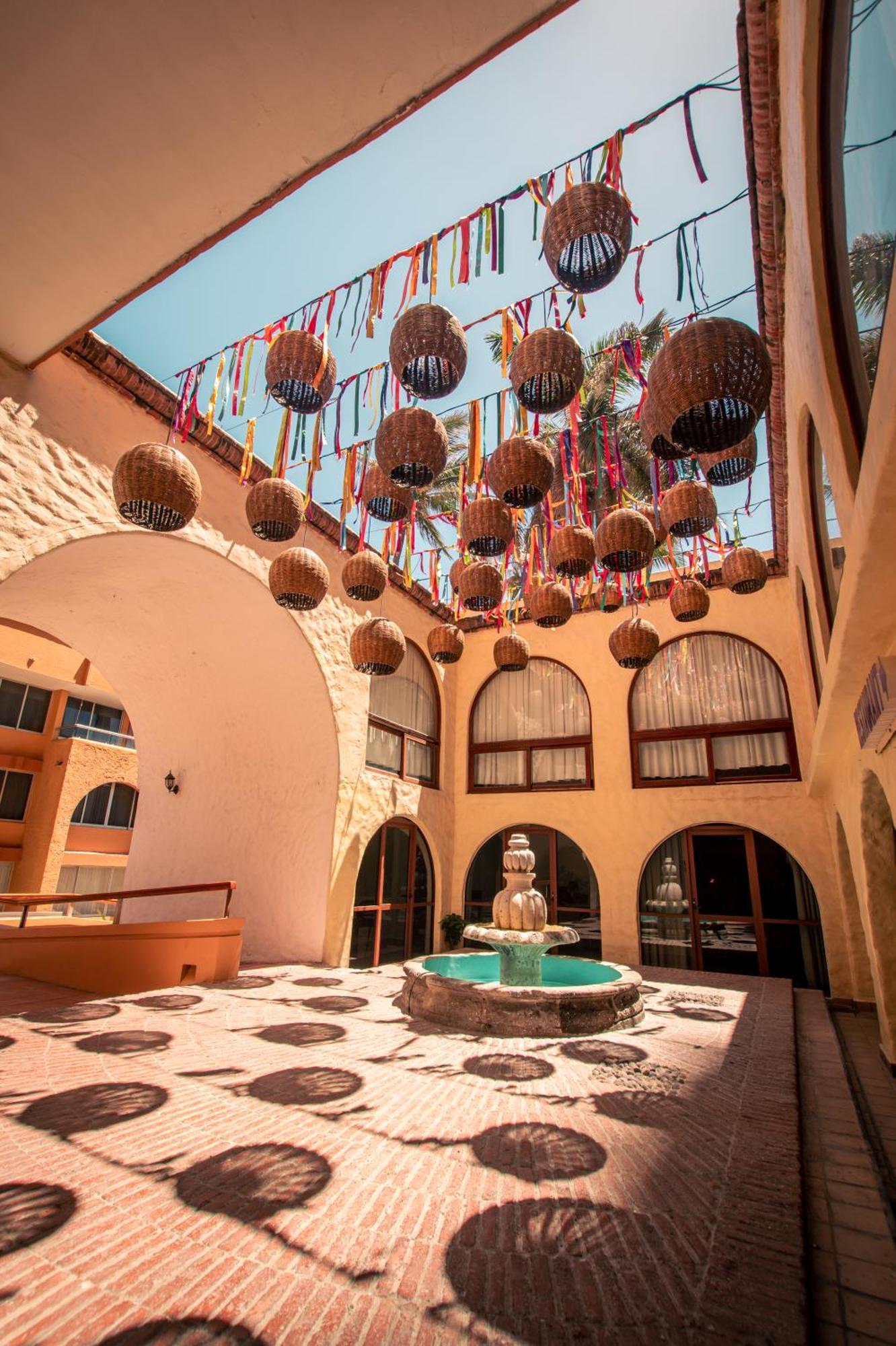 Costa De Oro Beach Hotel Mazatlán Zewnętrze zdjęcie