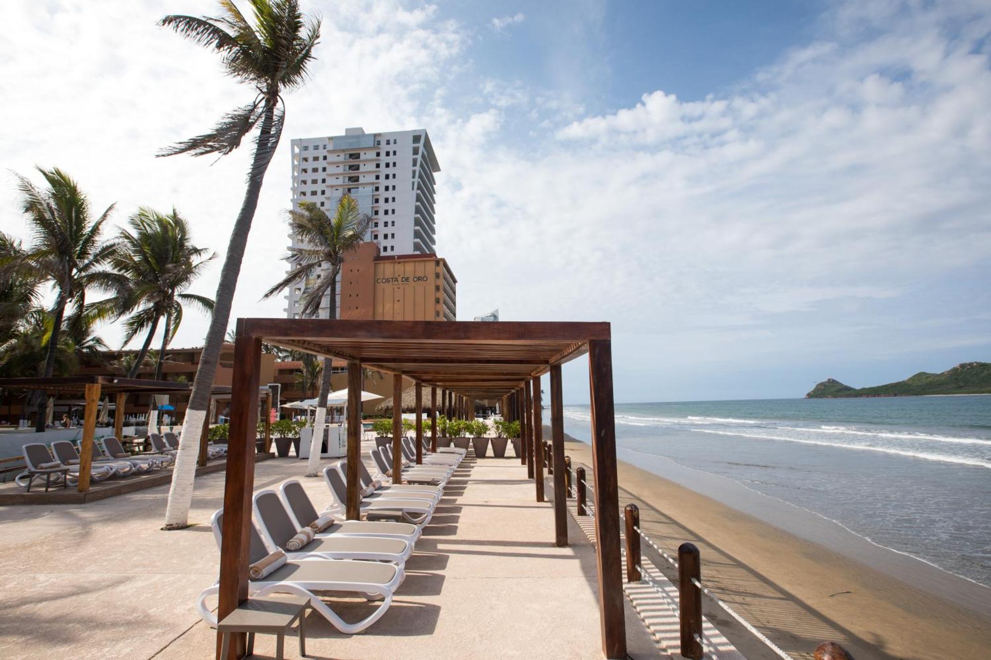 Costa De Oro Beach Hotel Mazatlán Zewnętrze zdjęcie