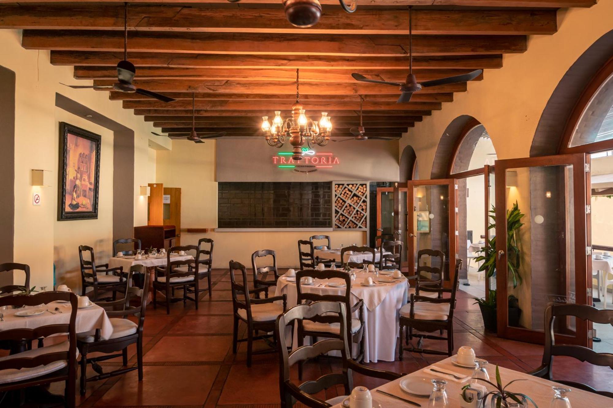 Costa De Oro Beach Hotel Mazatlán Zewnętrze zdjęcie